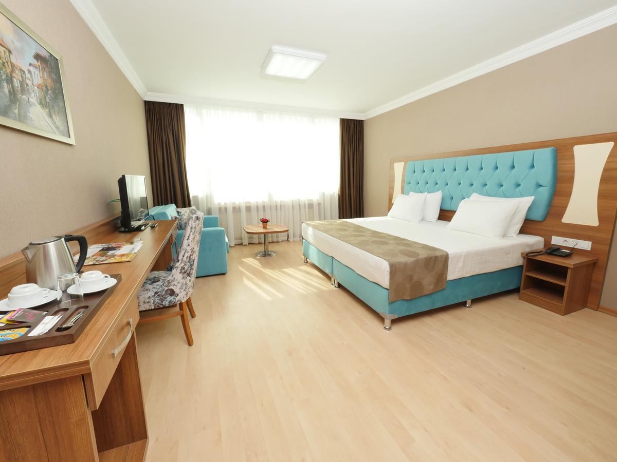 Otel Golden Lounge 3*
