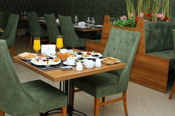 Golden Lounge 3*